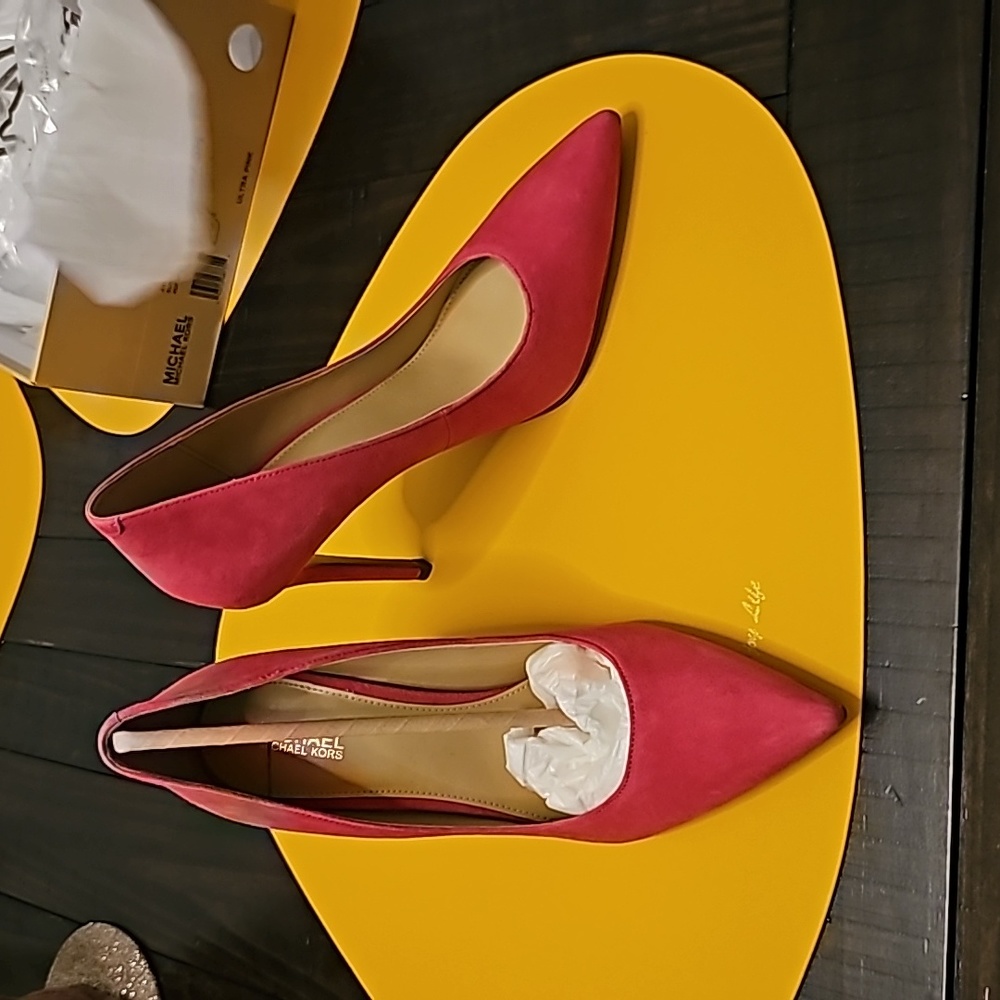Michael Kors KEKE Pump